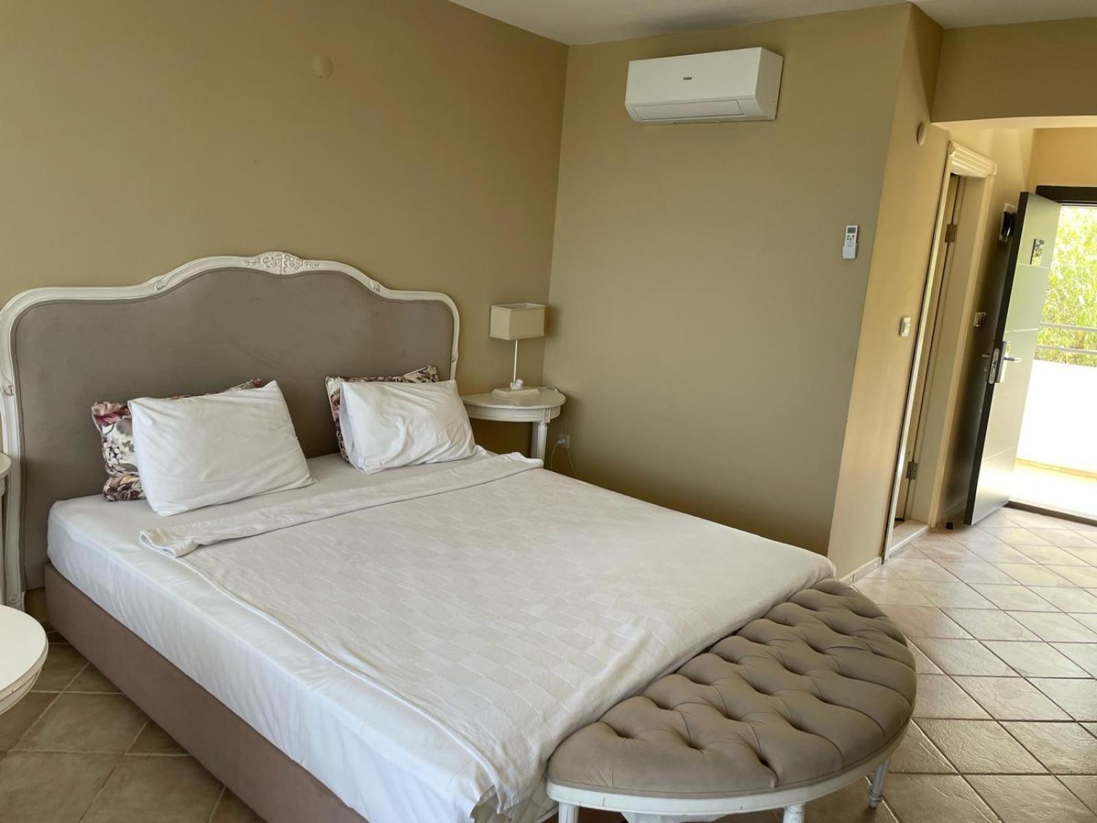 Hotel Carina Kusadasi Exterior photo