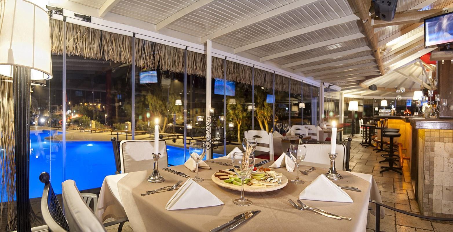 Hotel Carina Kusadasi Exterior photo