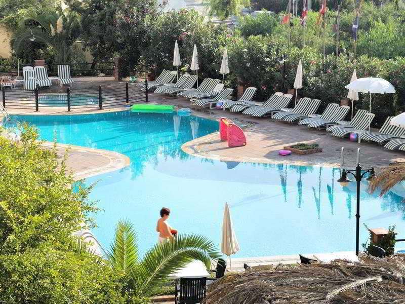 Hotel Carina Kusadasi Exterior photo